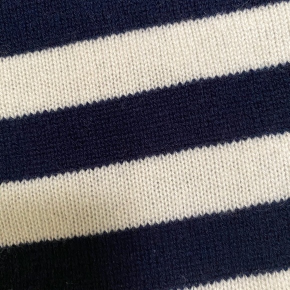 Nordstrom 100% Cashmere Sweater - Picture 4 of 4